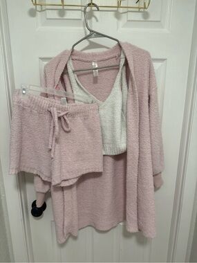 Women's Plush 3-Piece Lounge Set in Light Pink - Cozy Sleepwear